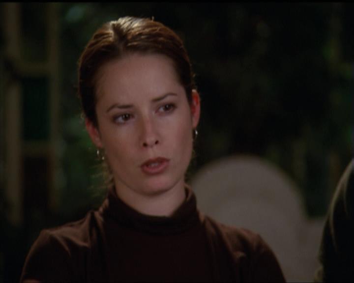 Charmed-Online-dot-net_5x06TheEyesHaveIt2199.jpg