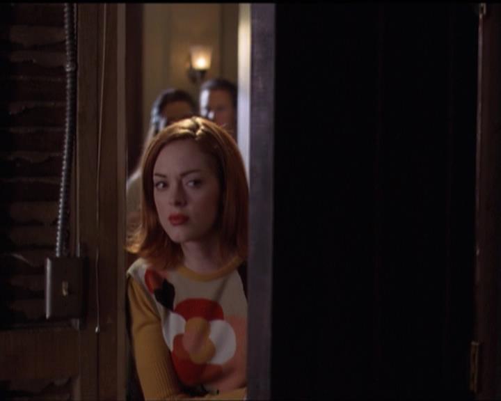 Charmed-Online-dot-net_5x06TheEyesHaveIt2212.jpg