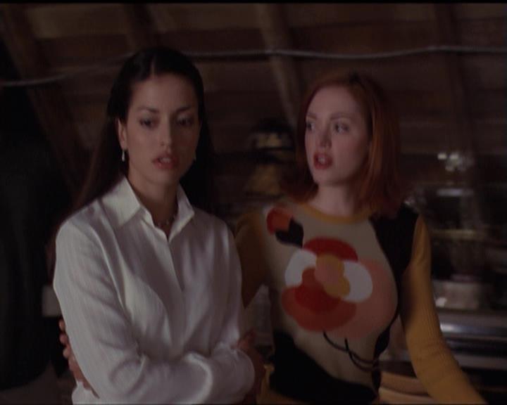 Charmed-Online-dot-net_5x06TheEyesHaveIt2225.jpg