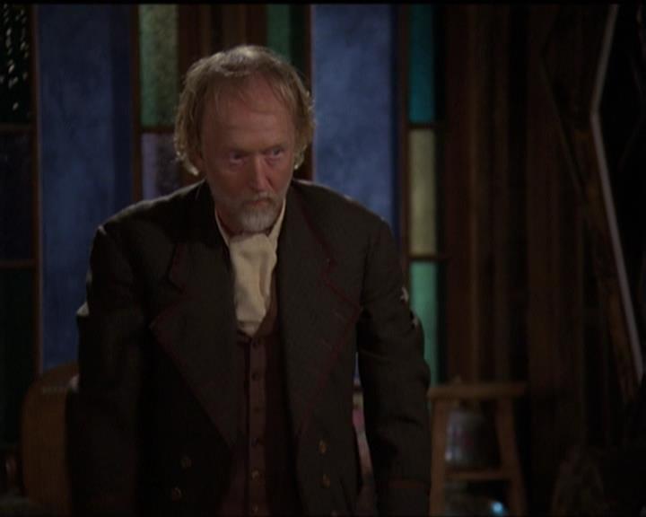 Charmed-Online-dot-net_5x06TheEyesHaveIt2286.jpg