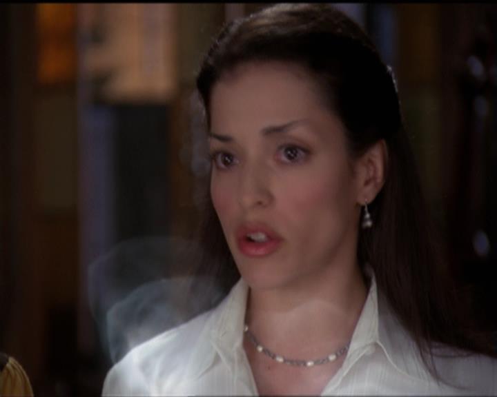 Charmed-Online-dot-net_5x06TheEyesHaveIt2287.jpg