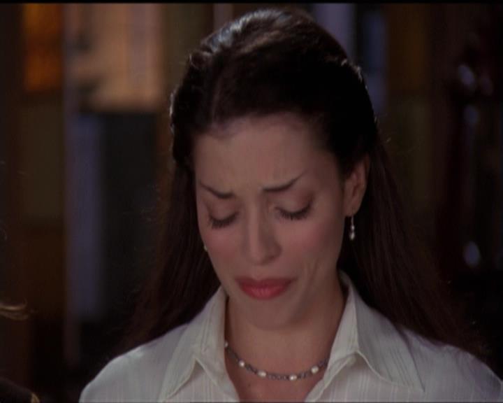 Charmed-Online-dot-net_5x06TheEyesHaveIt2315.jpg