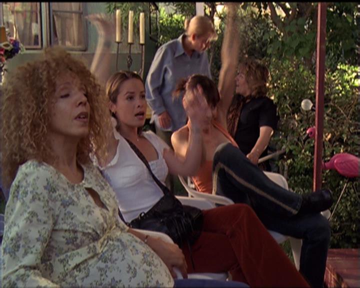 Charmed-Online-dot-net_5x06TheEyesHaveIt2352.jpg