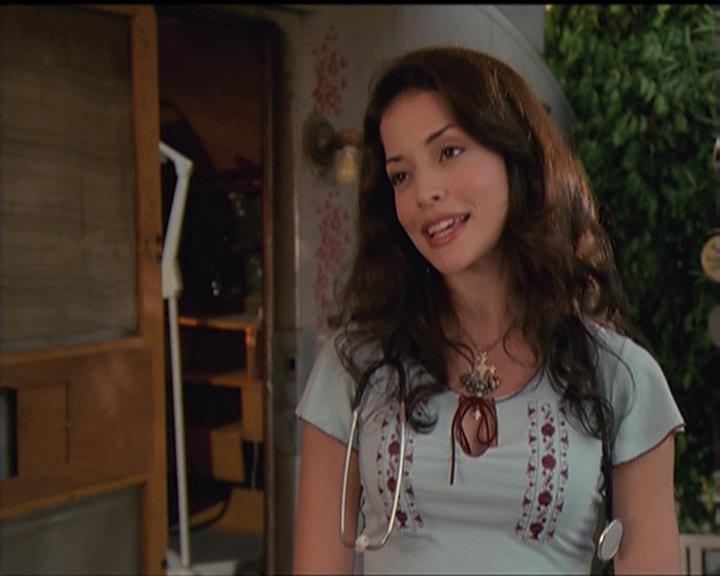 Charmed-Online-dot-net_5x06TheEyesHaveIt2365.jpg