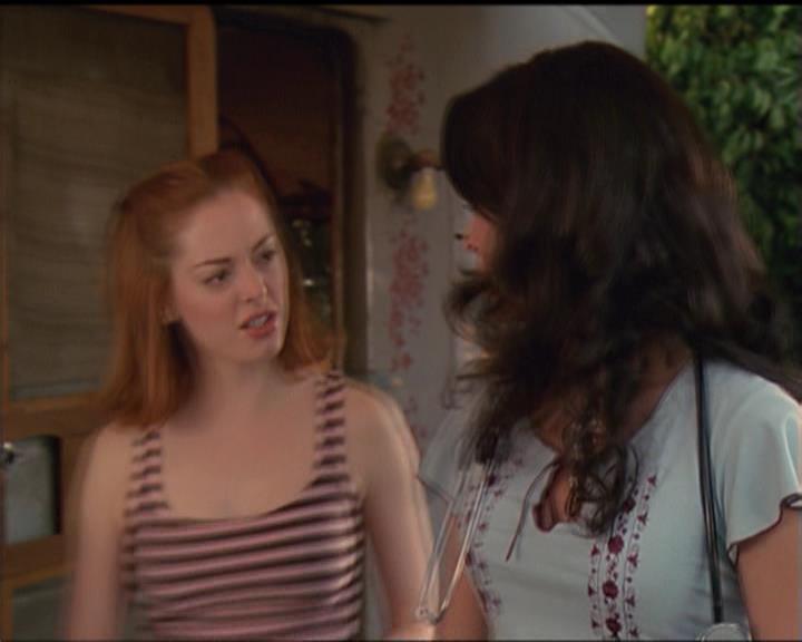 Charmed-Online-dot-net_5x06TheEyesHaveIt2373.jpg