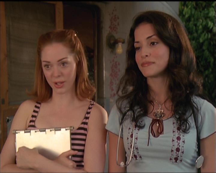 Charmed-Online-dot-net_5x06TheEyesHaveIt2397.jpg