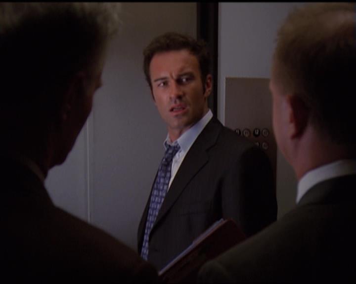 Charmed-Online-dot-net_5x07SympathyForTheDemon0088.jpg