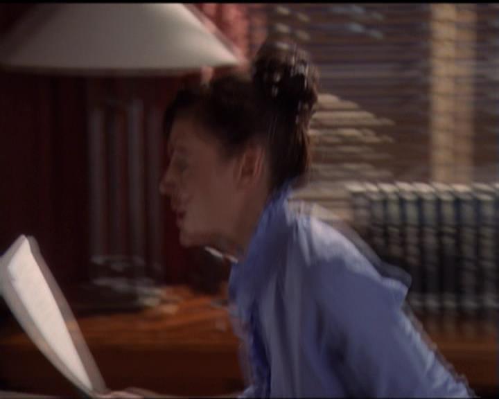 Charmed-Online-dot-net_5x07SympathyForTheDemon0144.jpg