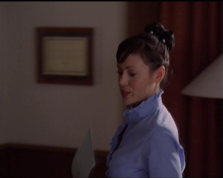 Charmed-Online-dot-net_5x07SympathyForTheDemon0145.jpg