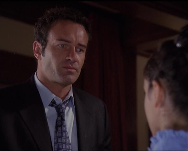 Charmed-Online-dot-net_5x07SympathyForTheDemon0152.jpg