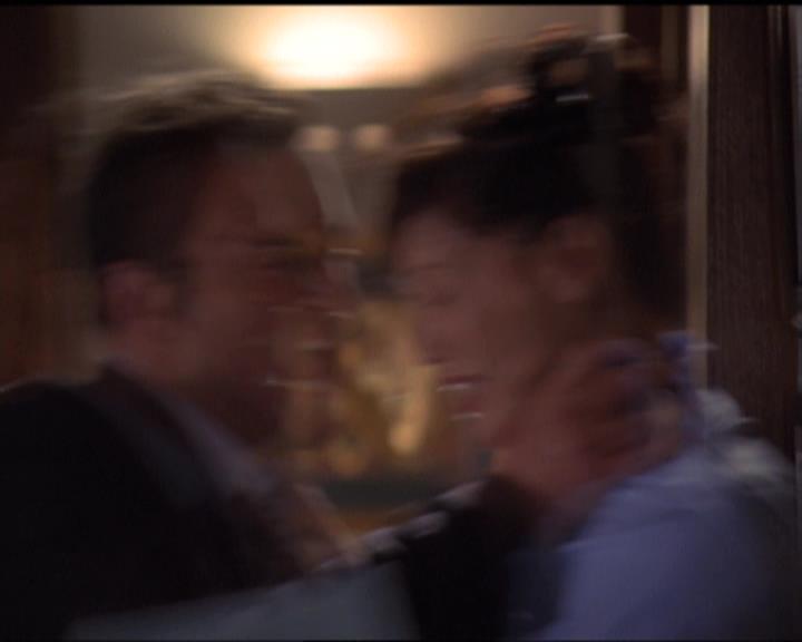 Charmed-Online-dot-net_5x07SympathyForTheDemon0167.jpg