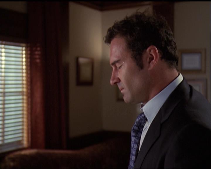 Charmed-Online-dot-net_5x07SympathyForTheDemon0200.jpg