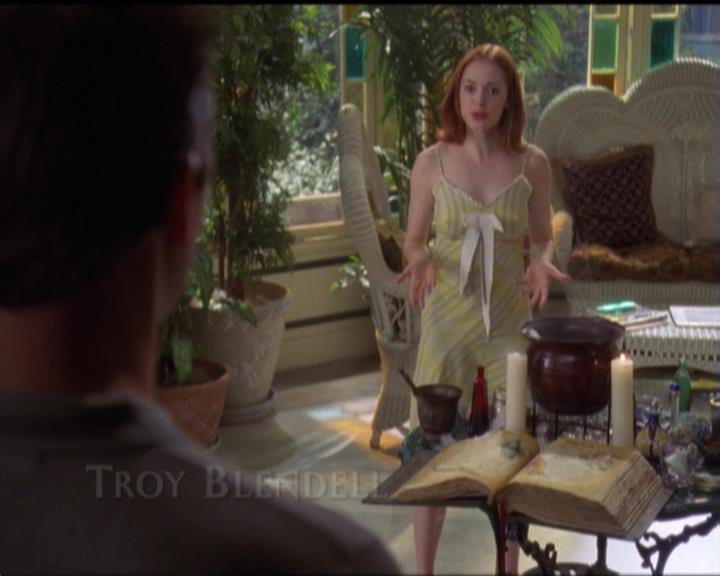 Charmed-Online-dot-net_5x07SympathyForTheDemon0273.jpg