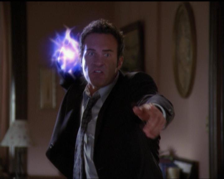 Charmed-Online-dot-net_5x07SympathyForTheDemon0396.jpg