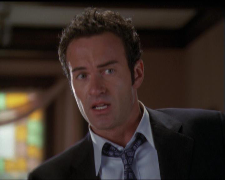 Charmed-Online-dot-net_5x07SympathyForTheDemon0443.jpg
