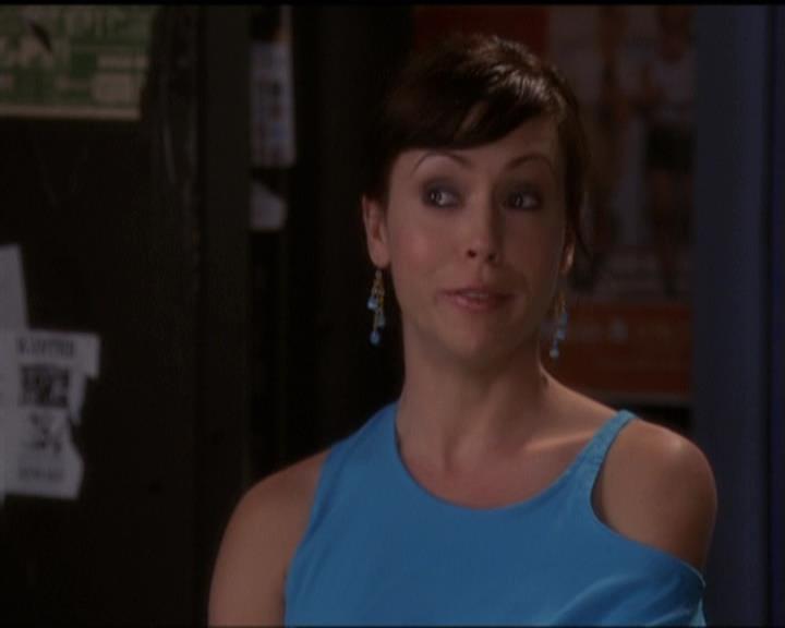 Charmed-Online-dot-net_5x07SympathyForTheDemon0557.jpg