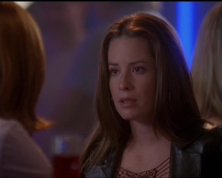 Charmed-Online-dot-net_5x07SympathyForTheDemon0673.jpg
