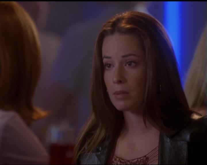 Charmed-Online-dot-net_5x07SympathyForTheDemon0674.jpg Charmed-Online-dot-net_5x07SympathyForTheDemon0674.jpg