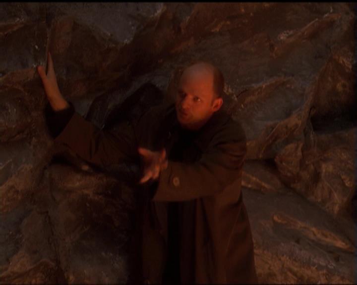Charmed-Online-dot-net_5x07SympathyForTheDemon0718.jpg