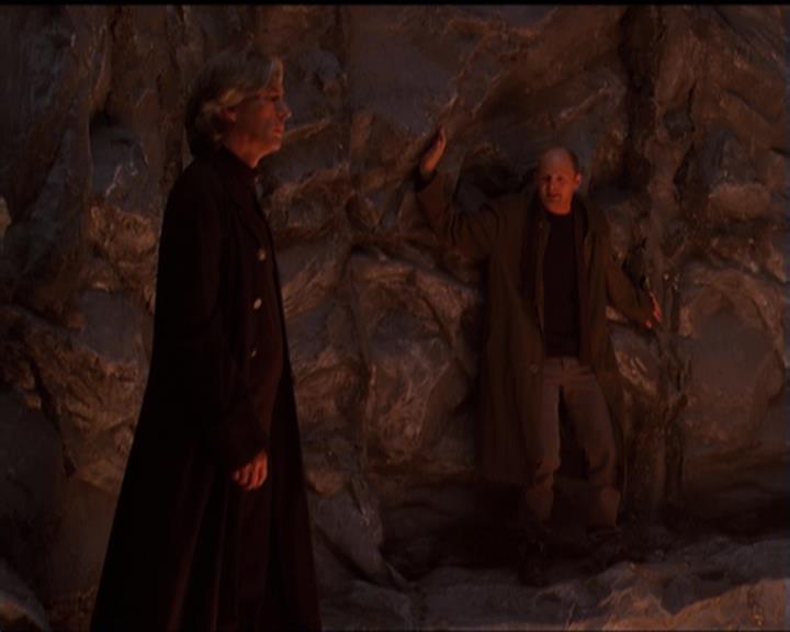 Charmed-Online-dot-net_5x07SympathyForTheDemon0739.jpg
