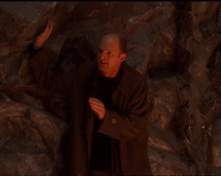 Charmed-Online-dot-net_5x07SympathyForTheDemon0743.jpg