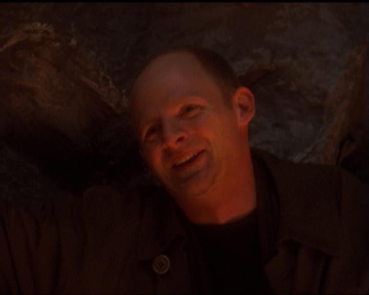Charmed-Online-dot-net_5x07SympathyForTheDemon0757.jpg