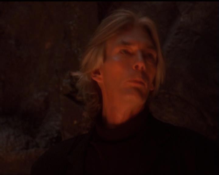 Charmed-Online-dot-net_5x07SympathyForTheDemon0770.jpg