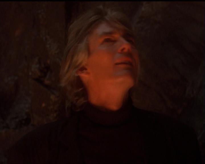 Charmed-Online-dot-net_5x07SympathyForTheDemon0782.jpg