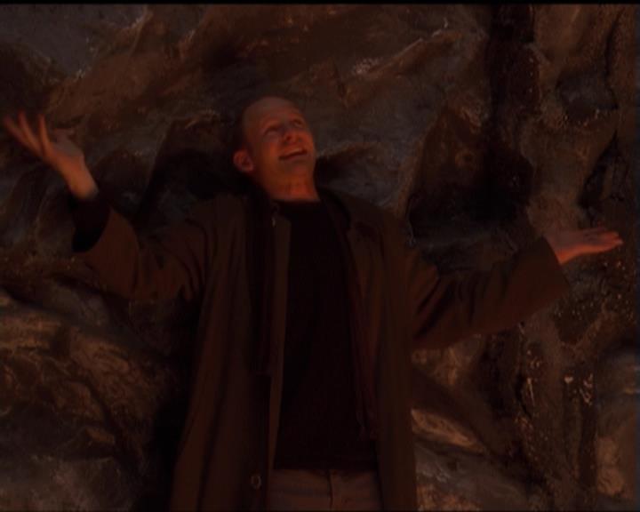 Charmed-Online-dot-net_5x07SympathyForTheDemon0803.jpg