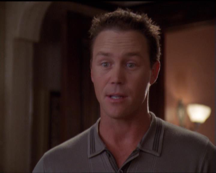 Charmed-Online-dot-net_5x07SympathyForTheDemon0846.jpg