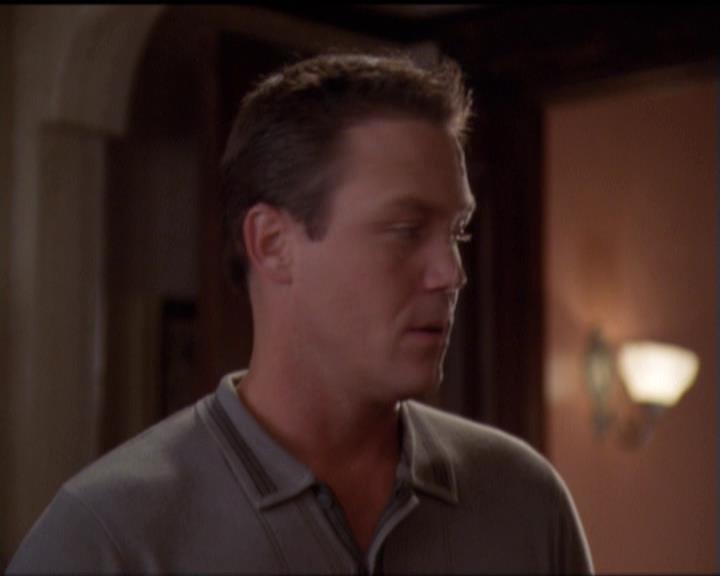 Charmed-Online-dot-net_5x07SympathyForTheDemon0848.jpg