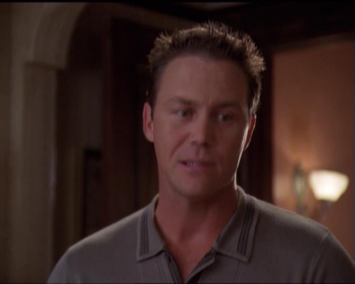 Charmed-Online-dot-net_5x07SympathyForTheDemon0850.jpg