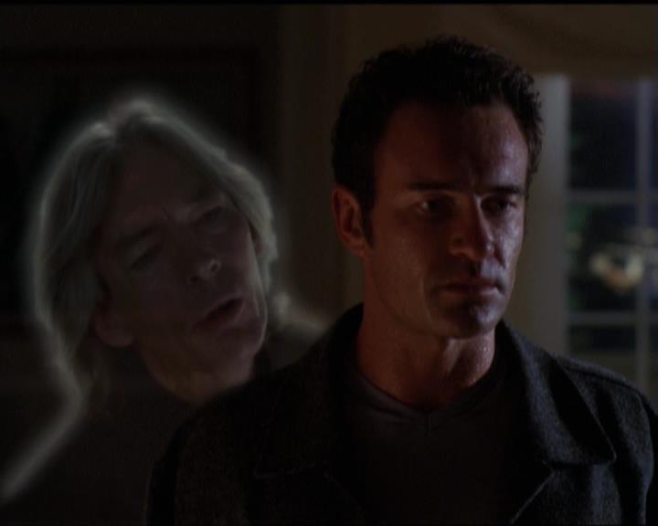Charmed-Online-dot-net_5x07SympathyForTheDemon0957.jpg