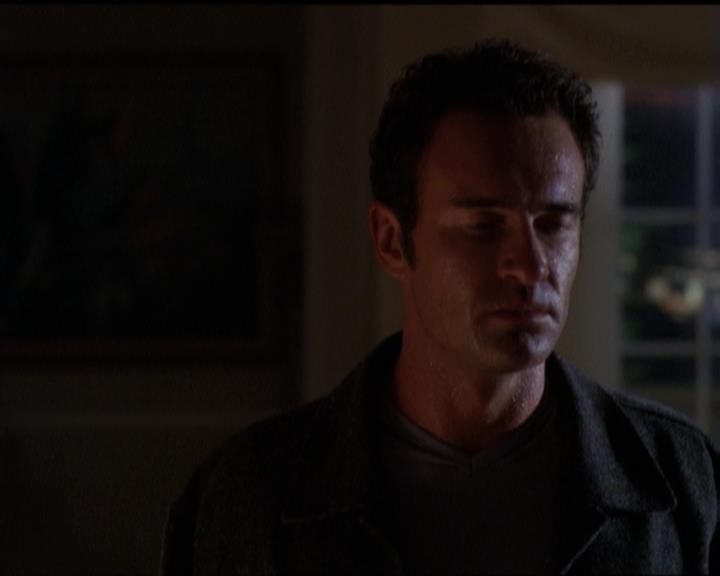 Charmed-Online-dot-net_5x07SympathyForTheDemon0958.jpg