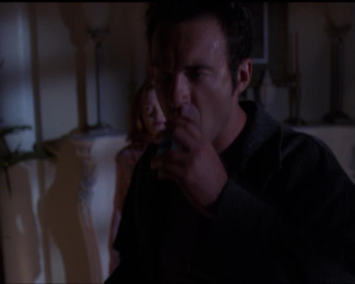 Charmed-Online-dot-net_5x07SympathyForTheDemon0969.jpg