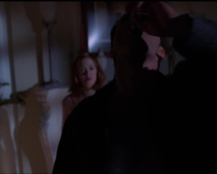 Charmed-Online-dot-net_5x07SympathyForTheDemon0970.jpg