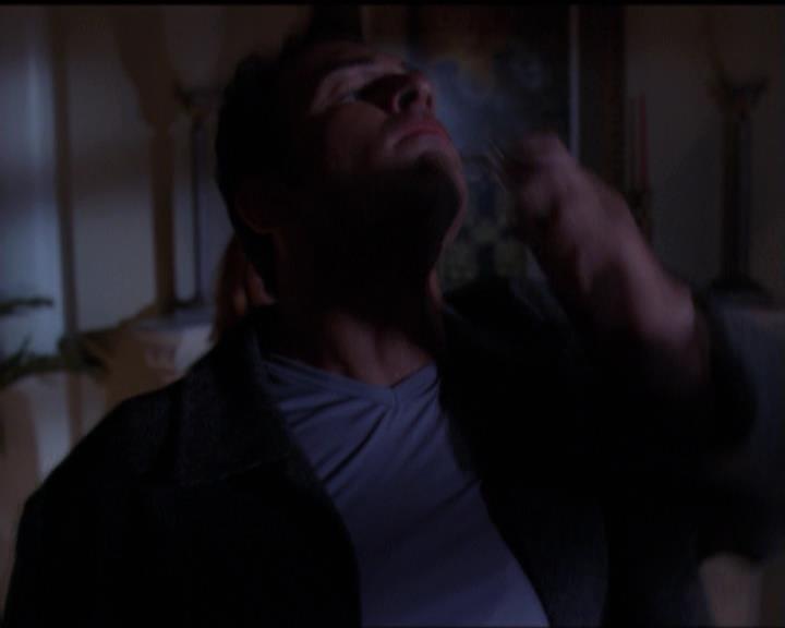 Charmed-Online-dot-net_5x07SympathyForTheDemon0972.jpg