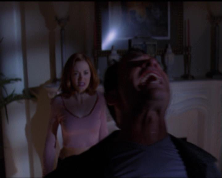 Charmed-Online-dot-net_5x07SympathyForTheDemon0975.jpg
