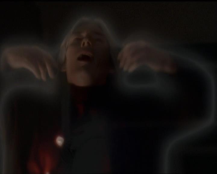 Charmed-Online-dot-net_5x07SympathyForTheDemon0987.jpg