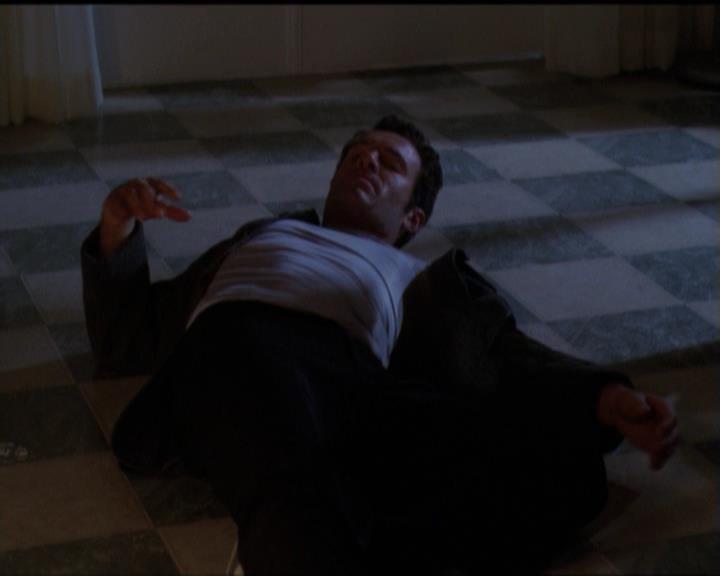 Charmed-Online-dot-net_5x07SympathyForTheDemon0990.jpg