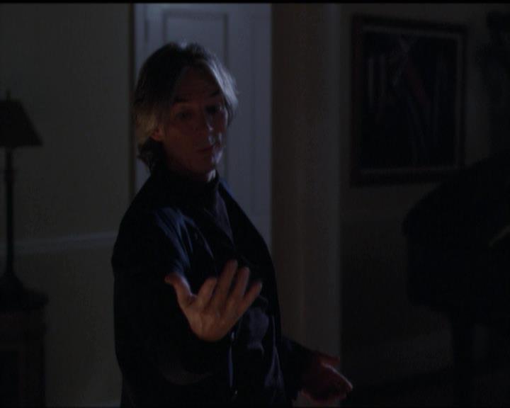 Charmed-Online-dot-net_5x07SympathyForTheDemon1012.jpg Charmed-Online-dot-net_5x07SympathyForTheDemon1012.jpg