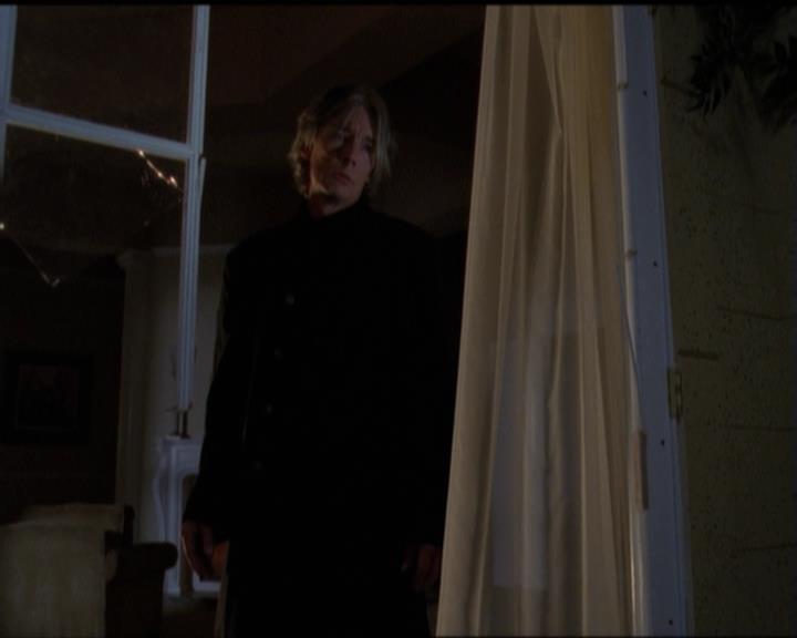 Charmed-Online-dot-net_5x07SympathyForTheDemon1030.jpg
