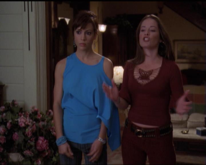 Charmed-Online-dot-net_5x07SympathyForTheDemon1040.jpg