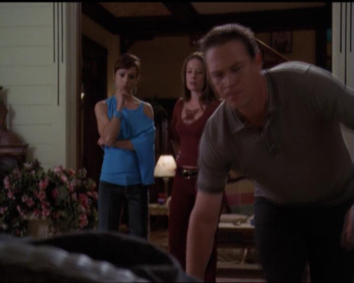Charmed-Online-dot-net_5x07SympathyForTheDemon1049.jpg
