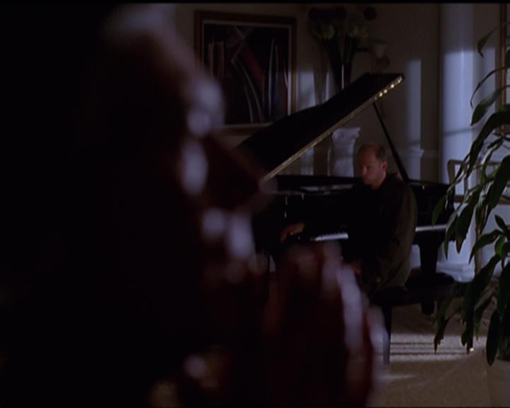 Charmed-Online-dot-net_5x07SympathyForTheDemon1149.jpg
