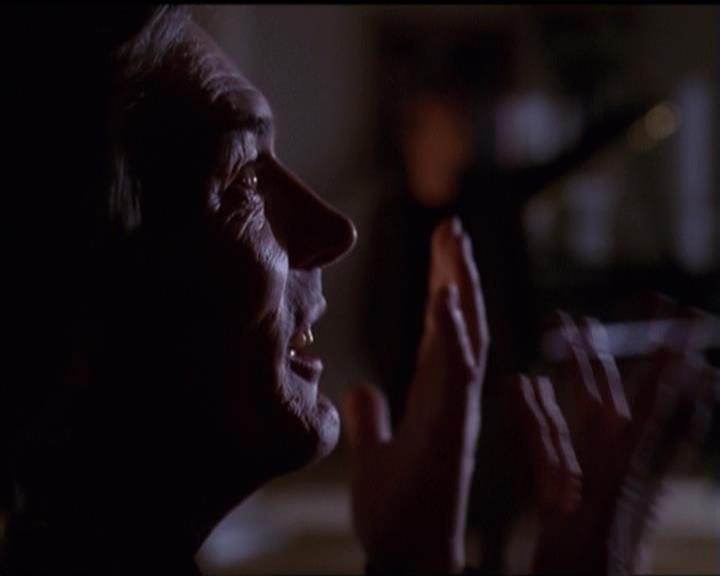Charmed-Online-dot-net_5x07SympathyForTheDemon1157.jpg