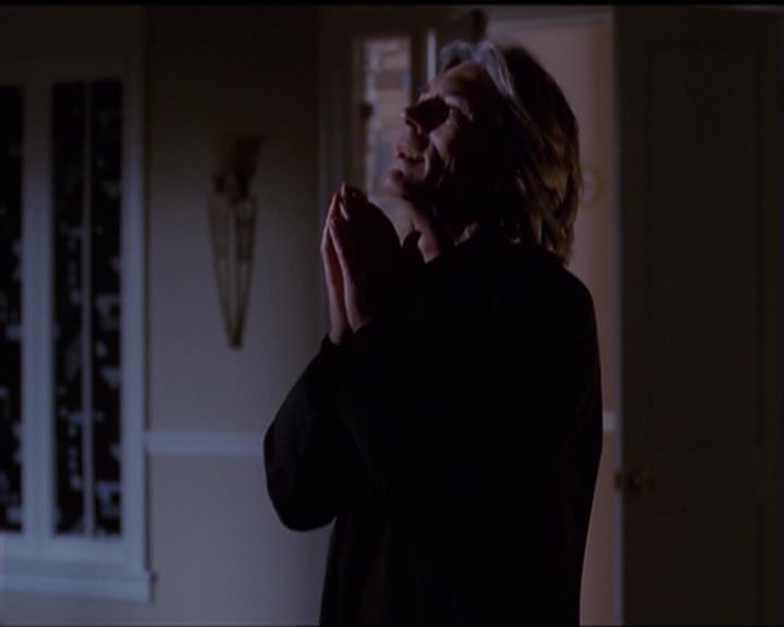 Charmed-Online-dot-net_5x07SympathyForTheDemon1172.jpg