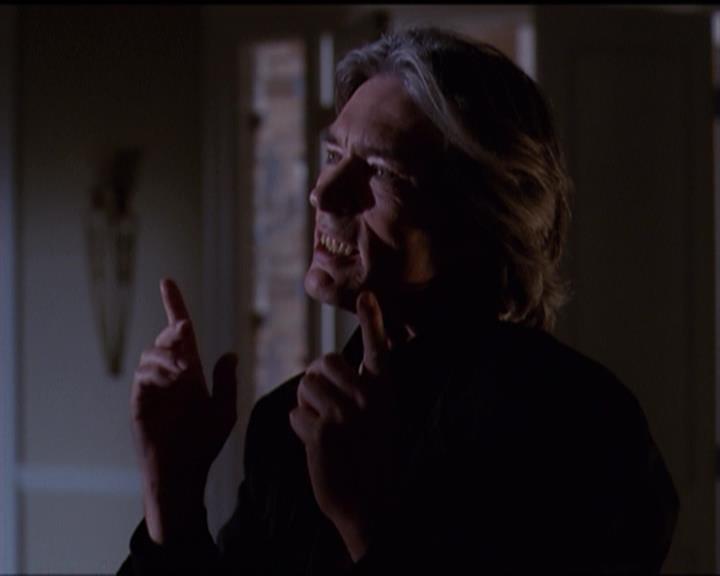 Charmed-Online-dot-net_5x07SympathyForTheDemon1186.jpg