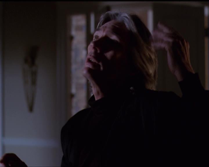 Charmed-Online-dot-net_5x07SympathyForTheDemon1190.jpg