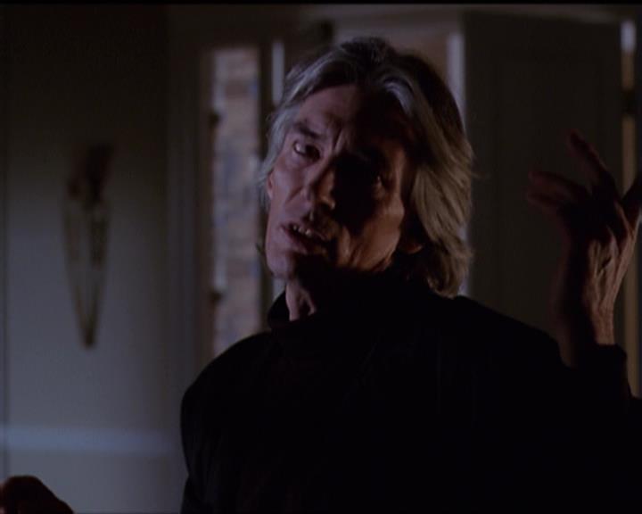 Charmed-Online-dot-net_5x07SympathyForTheDemon1193.jpg